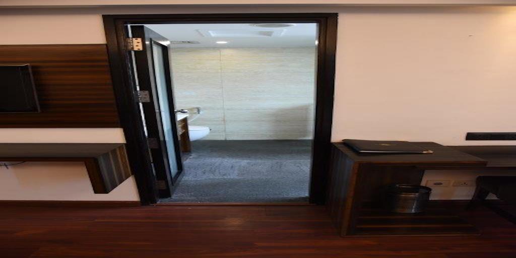The Madison Hotel New Delhi Exterior foto